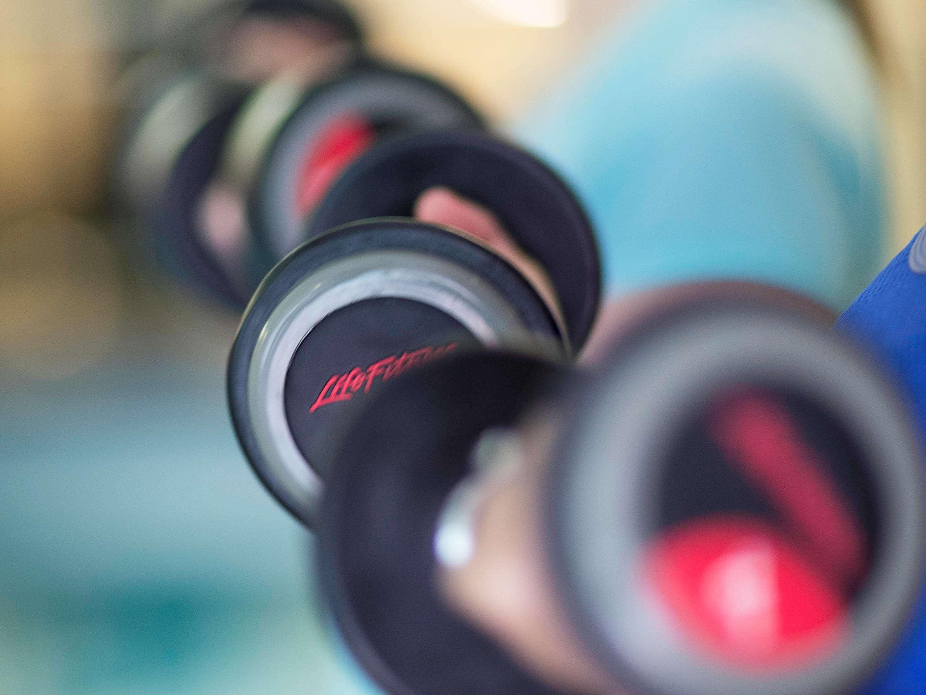 墨尔本阿尔伯特公园铂尔曼酒店 外观 照片 A set of dumbbells